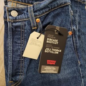Levi's ribcage bootcut